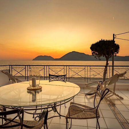 Rio Beach Residence パトラ エクステリア 写真