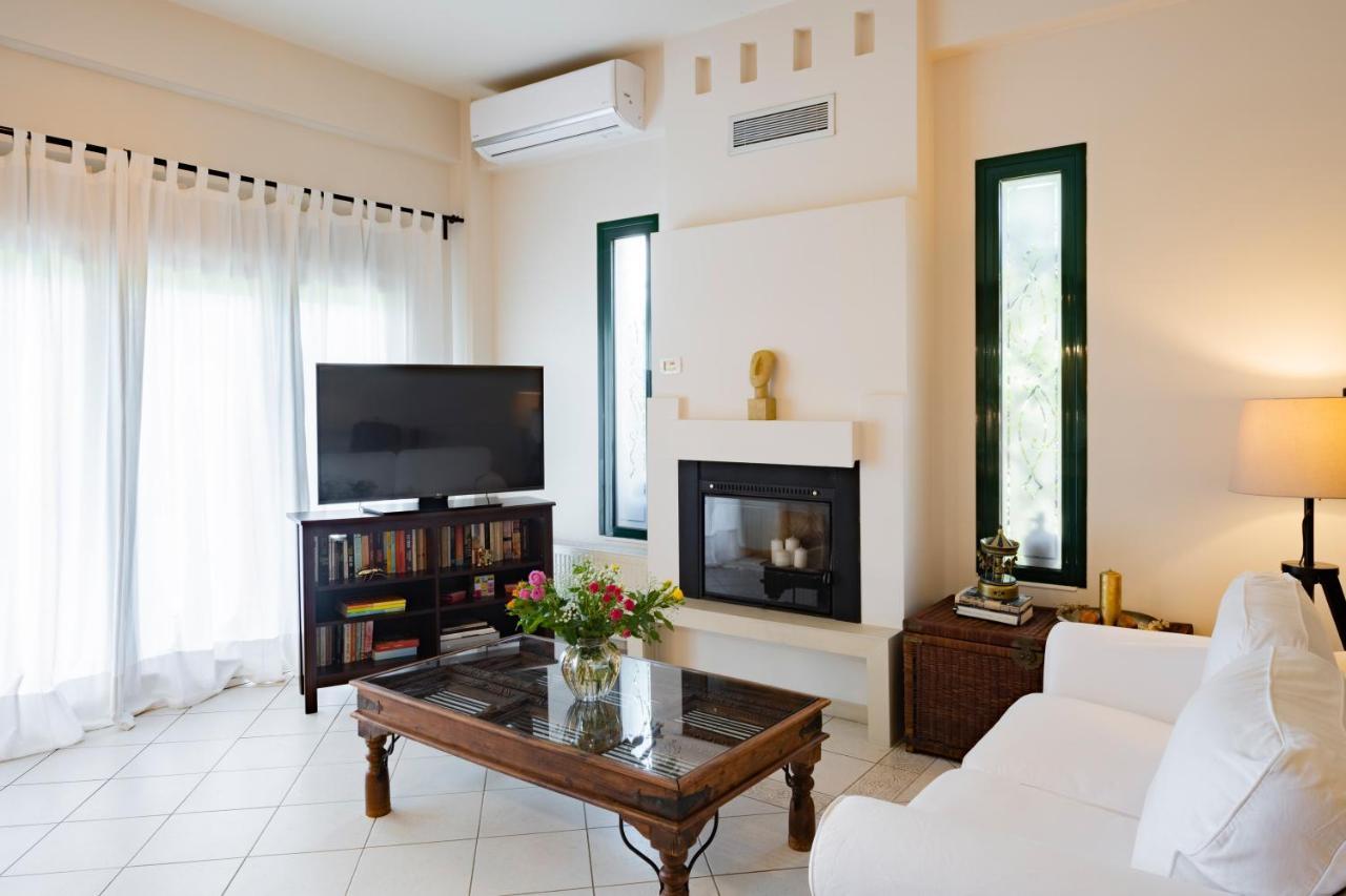 Rio Beach Residence パトラ エクステリア 写真
