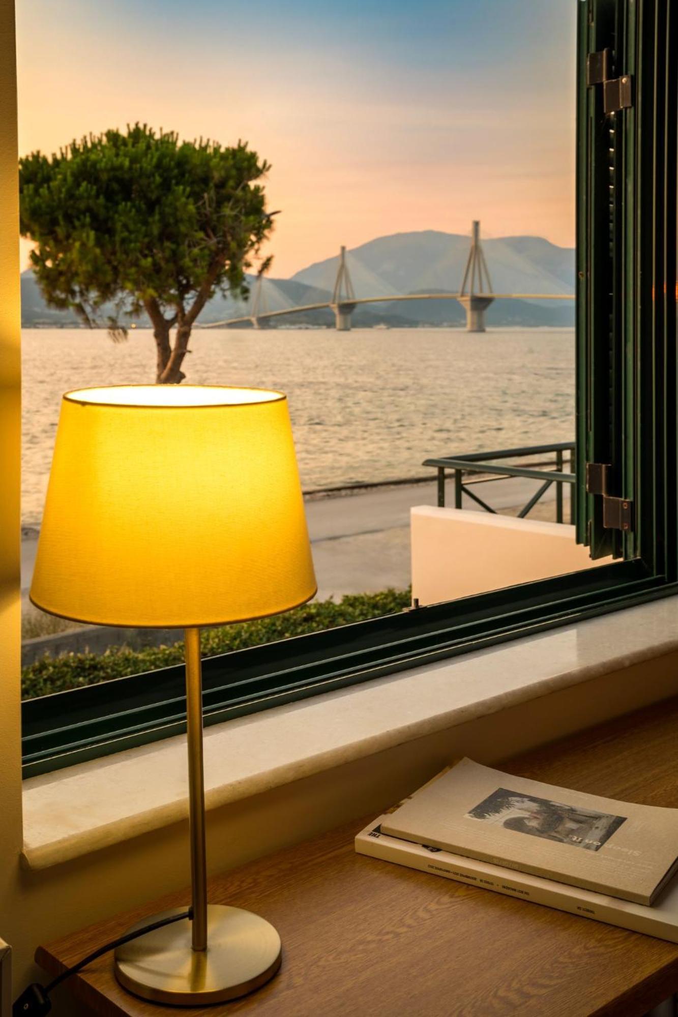 Rio Beach Residence パトラ エクステリア 写真